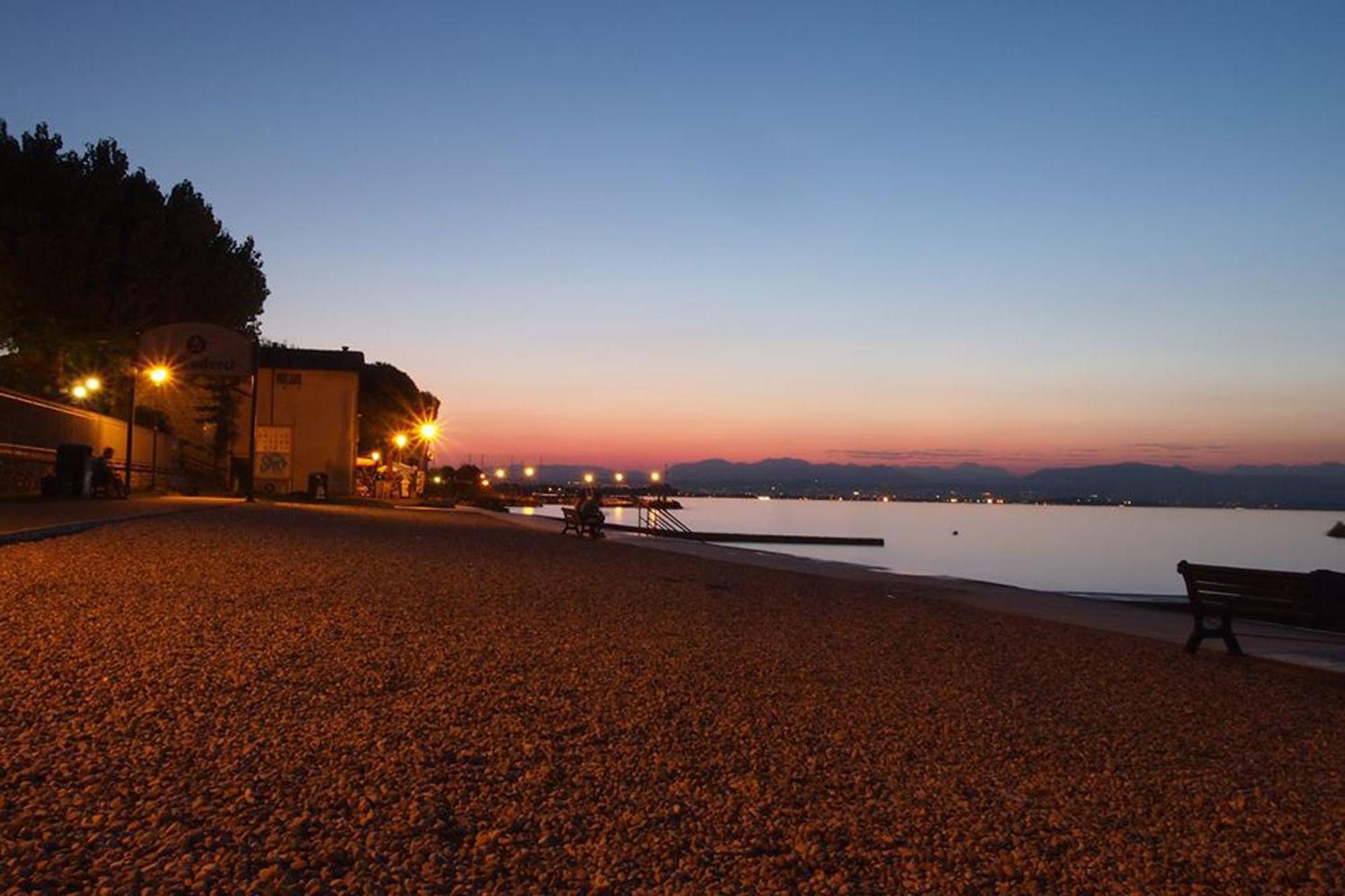 Camping Wien Peschiera del Garda Exterior photo