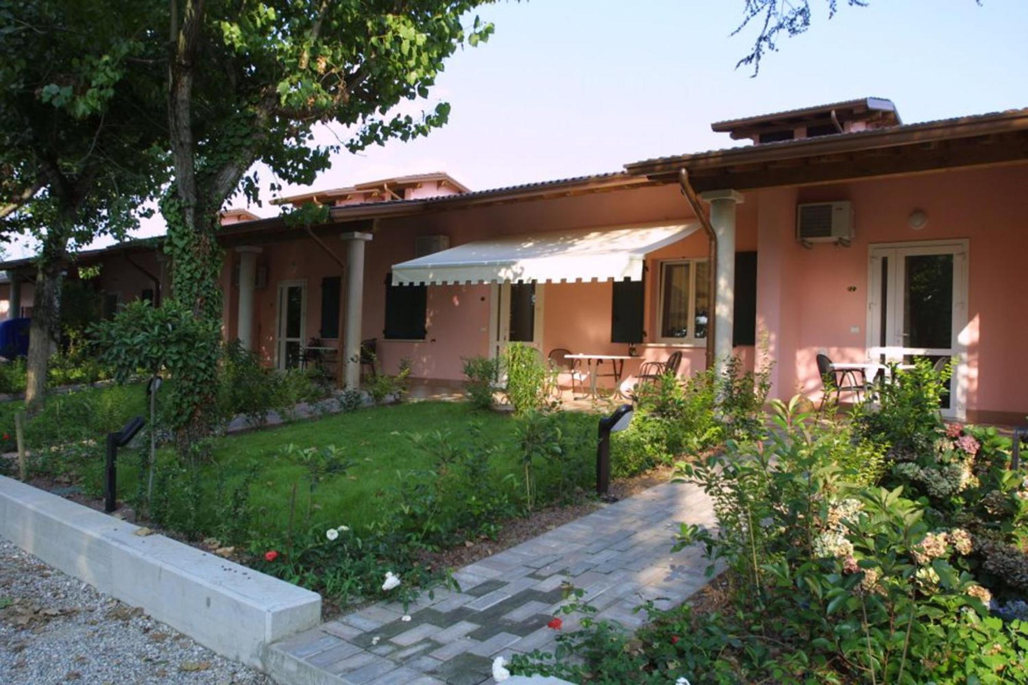 Camping Wien Peschiera del Garda Exterior photo